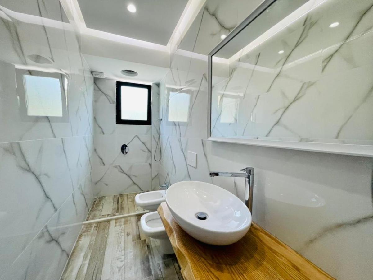 Adriatik Hotel Vlorë Eksteriør billede