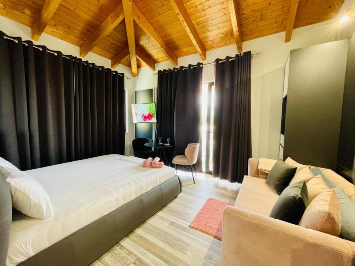 Adriatik Hotel Vlorë Eksteriør billede