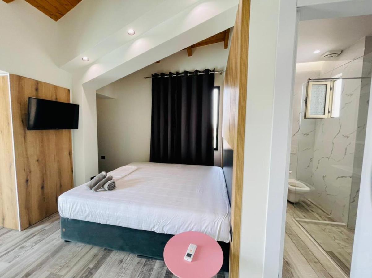 Adriatik Hotel Vlorë Eksteriør billede