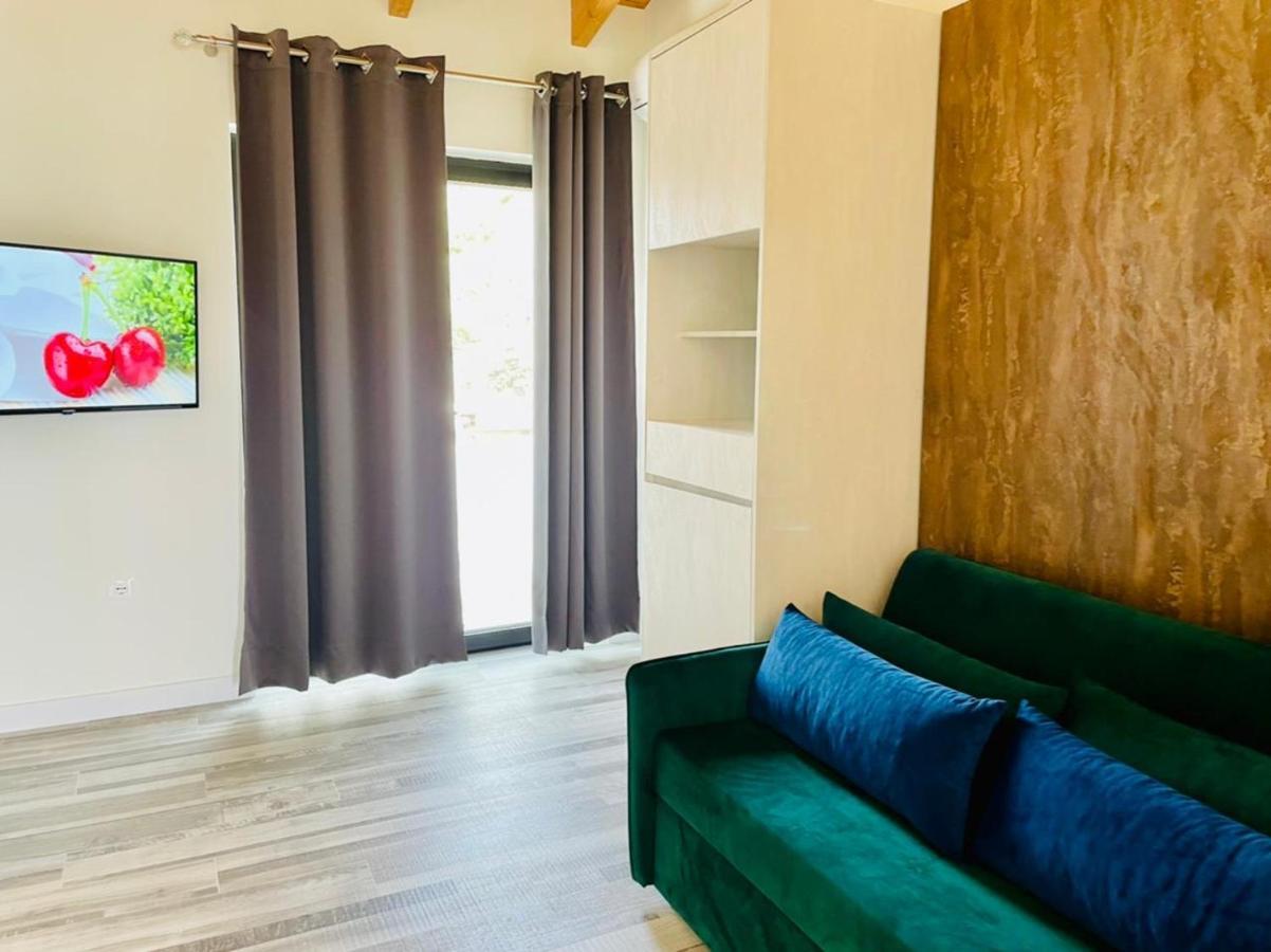 Adriatik Hotel Vlorë Eksteriør billede