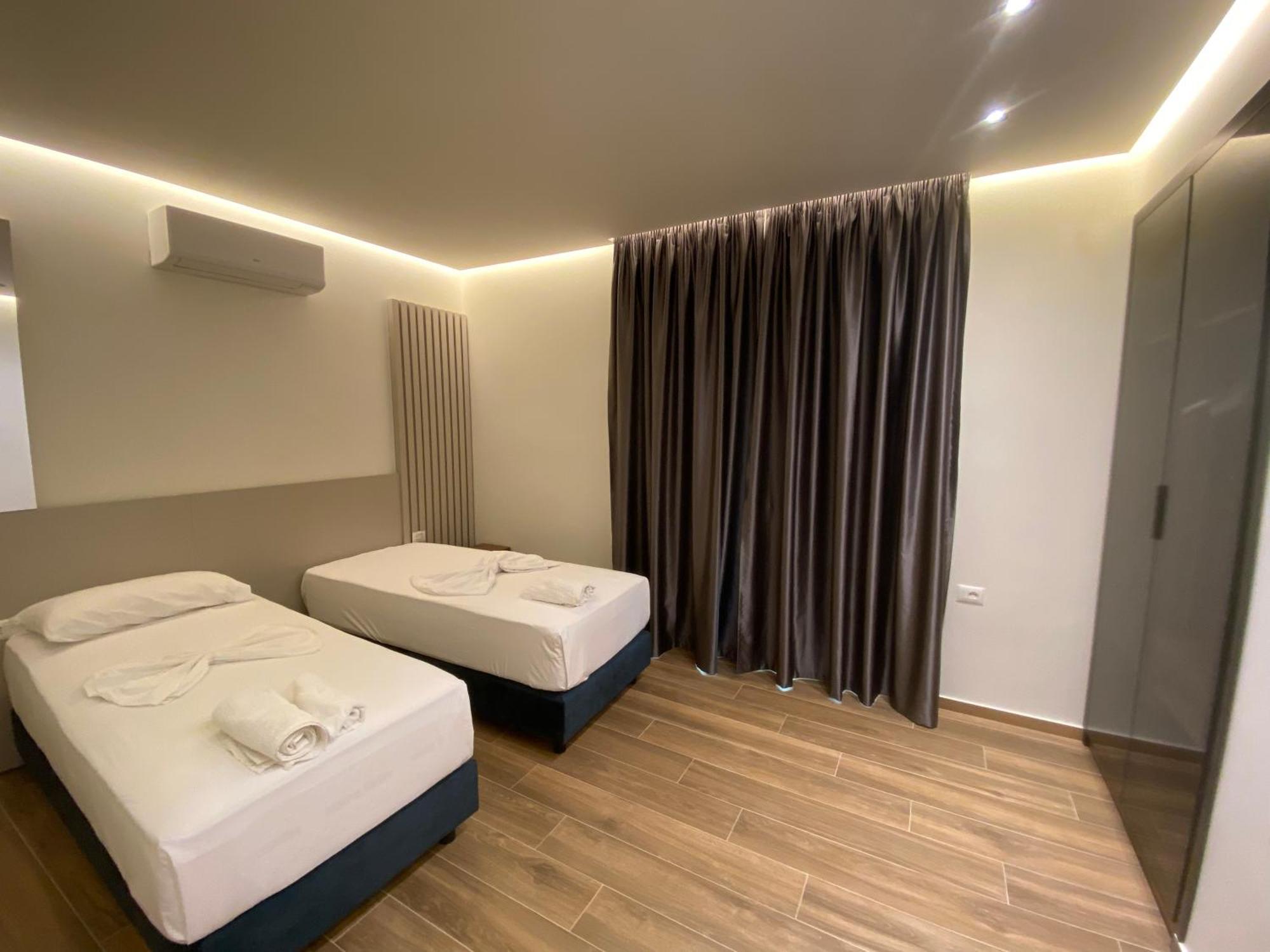 Adriatik Hotel Vlorë Eksteriør billede
